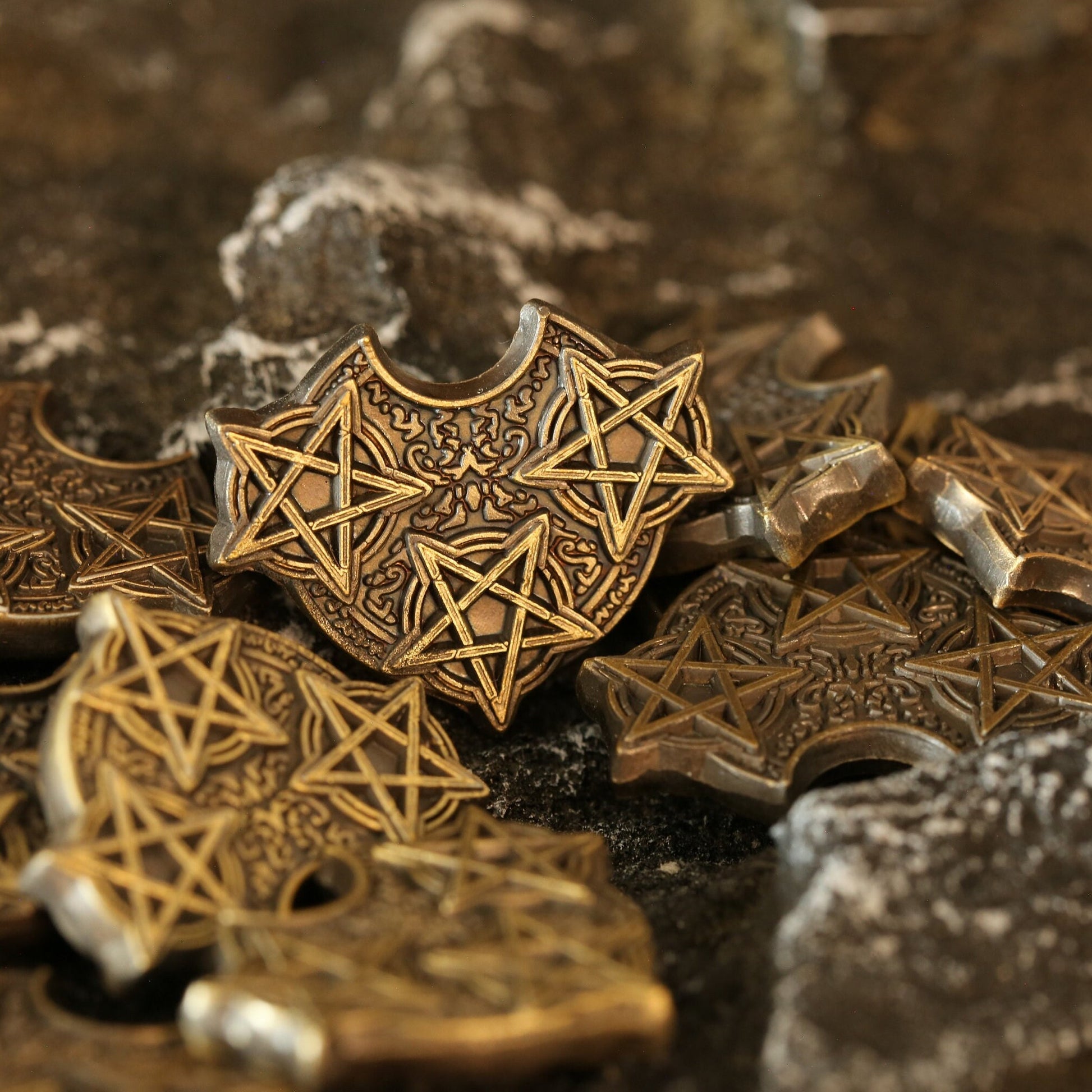 10x 1s, 3s Charge tokens for Arkham Horror LCG | Enchanted Blade (metal, single-sided, mirrored)