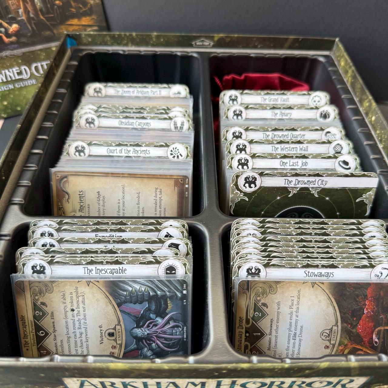 The Drowned City with Investigators (C10)- Arkham Horror LCG Dividers - 25pcs