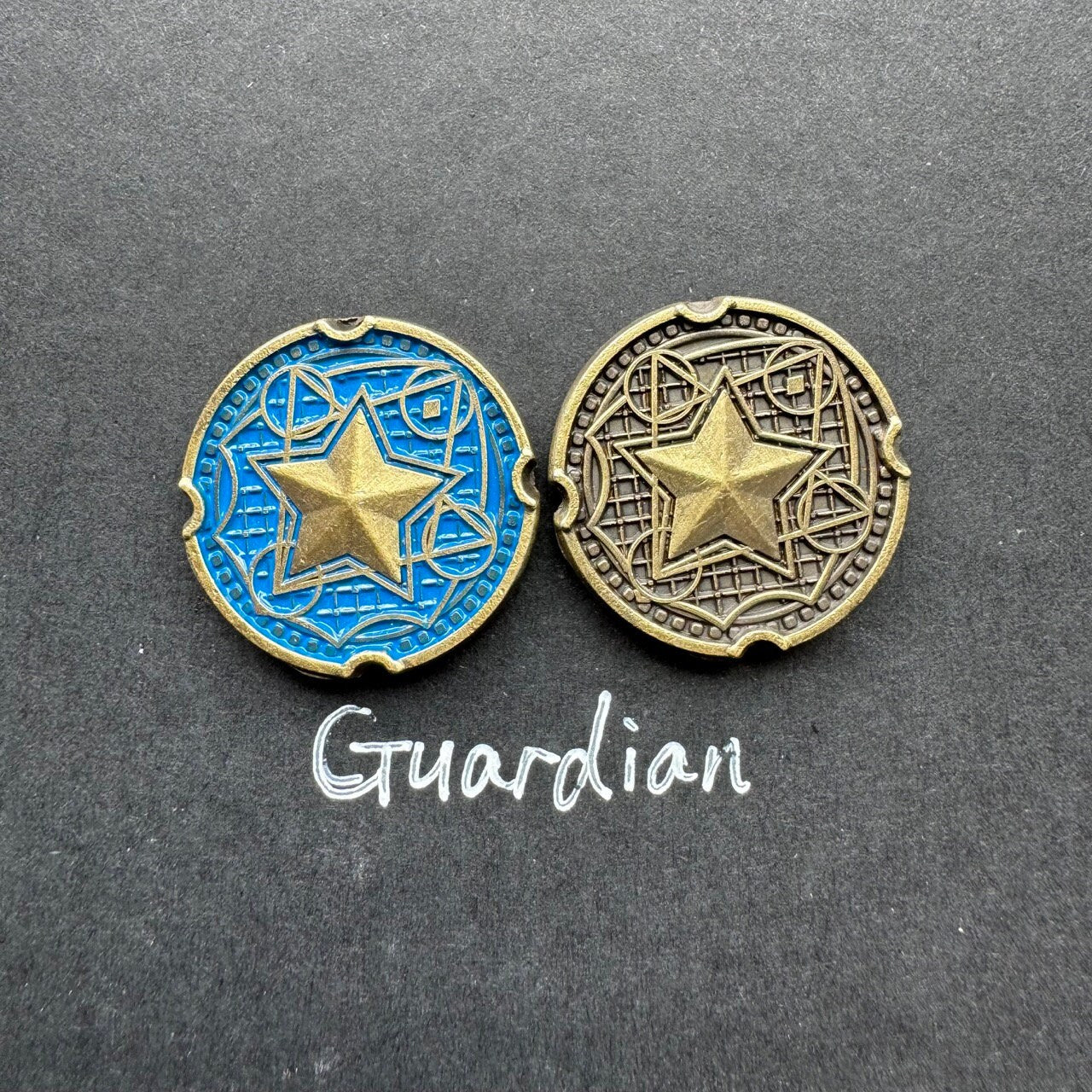 18 Class Action Turn Tracker Tokens for Arkham Horror LCG (metal, 25mm in diameter)