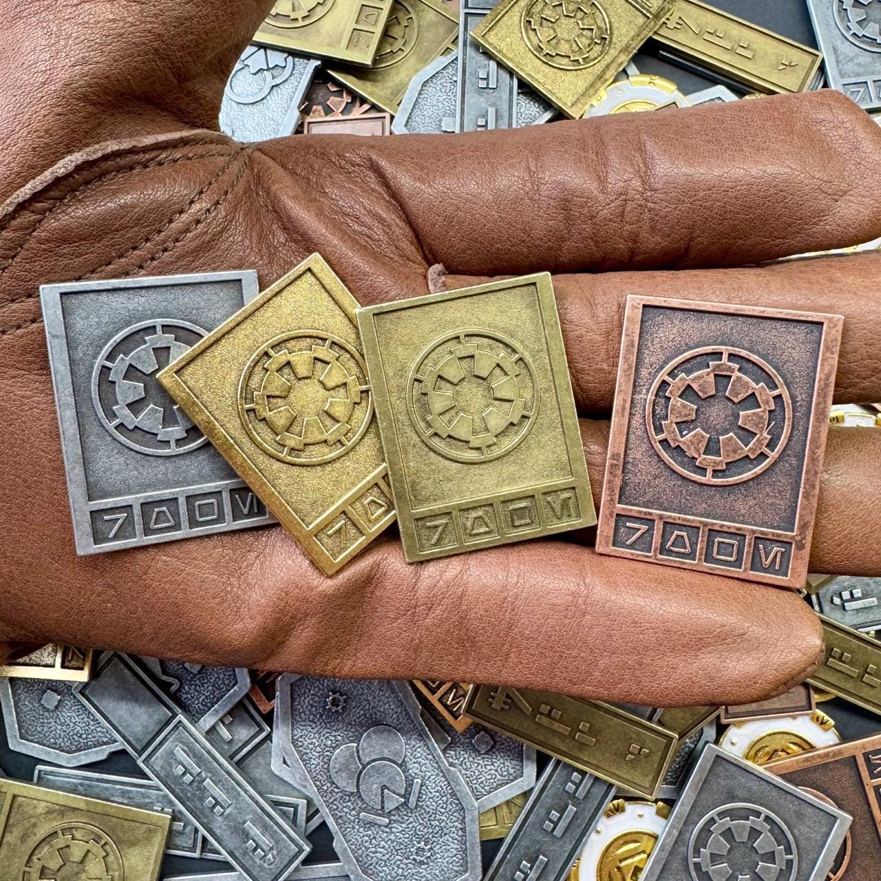 12x Metal Star Wars Imperial Credits Props, Credits for Sabacc, 4 Colour Variations, 2.7mm thickness